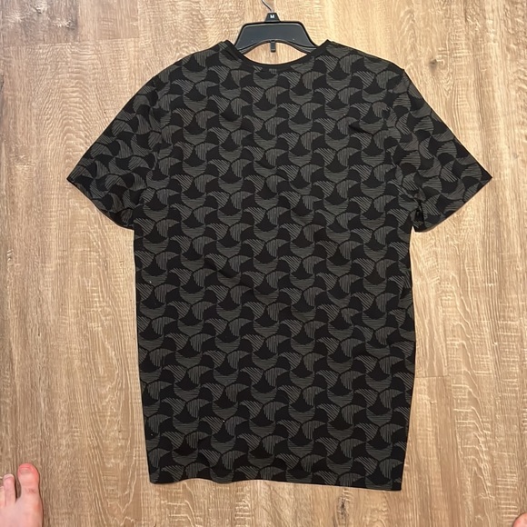 Large Express T-Shirt - Picture 3 of 3